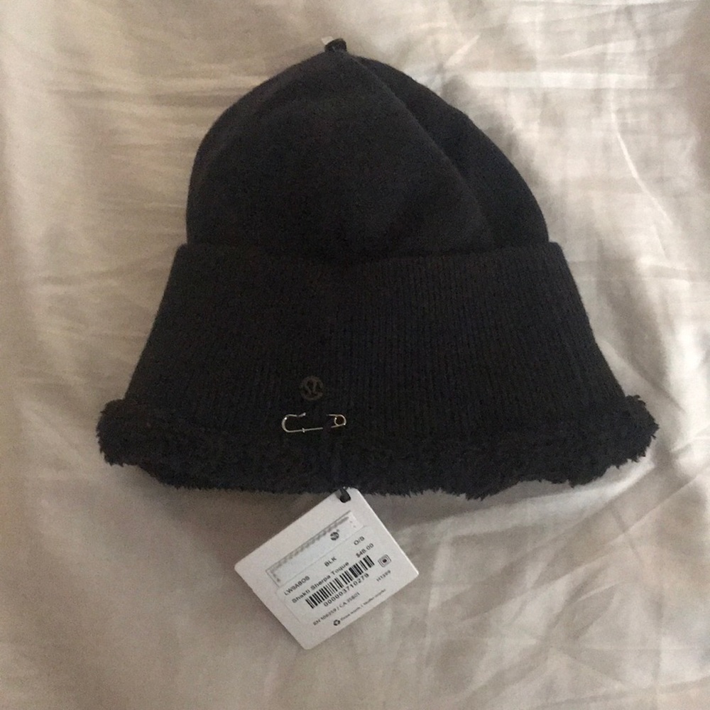 Lulu lemon winter hat